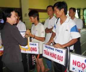 17チームは２０１０年ビエンホア（Bien Hoa）市バトミントン競技に参加した。