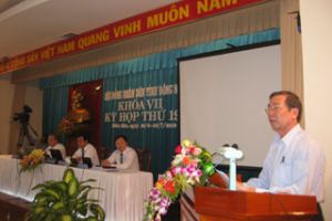 ドンナイ省第１９回人民会同で説明。