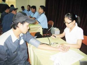 チュンハイ車株式会社は人道献血を行い