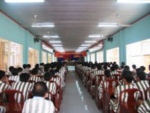 犯人132人特赦
