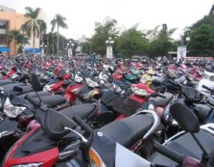 各種の乗り物を７万６千台登録