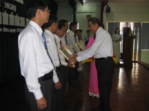 同奈电力先进典型表彰会议隆重举行。