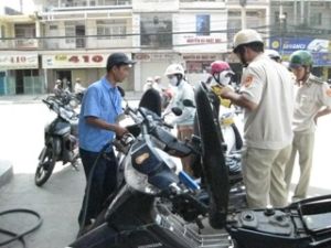 汽油价格每公升增加2.900元：预知但仍然感到震惊 。