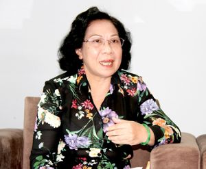 理解、誠実で、民族の誇りによって公共外交