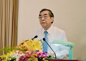 VIII ｺｰｽの第16回の県人民代表会議会議閉幕