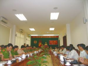 报刊对于确保秩序安宁的任务作为信赖同伴