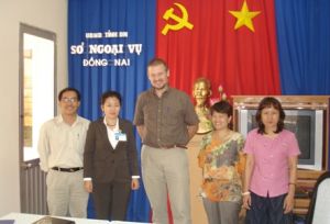 比利时团结Oxfam组织在同奈省进行工作