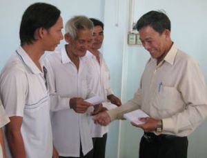 边和市橙色剂受害者协会：为各受害者动员捐款近2.4亿元