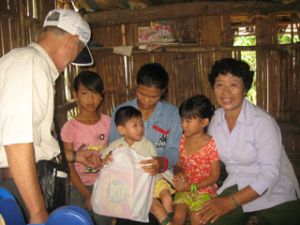 减贫工作应加以增速