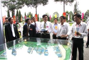 17个参展展位 参加第九届省党部代表大会的展览会