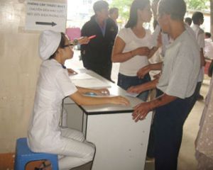 同奈省：参加医保对象100%已获发放、更换医保卡