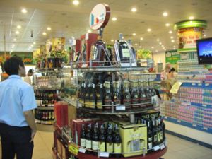 The Market Management Bureau handled 3,469 cases of goods buying and selling violations.