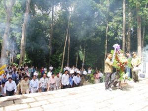 A get together and a visit to the commemorative stele of the Propaganda, Liberation Radio and Liberation News Agency