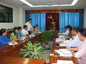 尽快制定省人委会与省团之间的配合规制