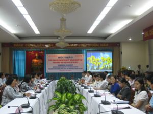 扶助残疾儿童：全社会众手相助