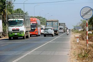 Phan Thiet - Dau Giay高速道路の出発準備をする