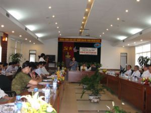 企业与经济记者的交流座谈会