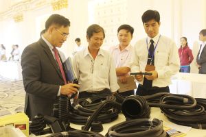 年初から積極的に