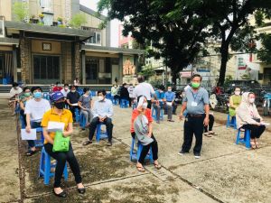 코로나 19 예방 백신을 접종한 후에 방역을 주의해야 한다