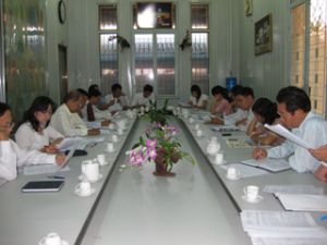 免费接送工人的巴士： 调配活动时间更为合适