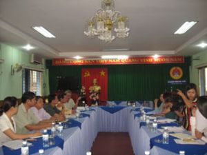 为劳动者创造顺利条件以便解决失业保险事宜