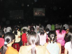 流动电影放映活动服务工人