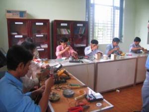 2009年同奈省基础广播电台干部比赛