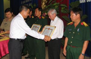 5年落实119/2004/ND-CP号之议定总结会议：建立国防安宁力量为重要任务