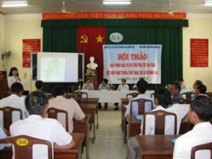 The seminar entitled “Solutions to invest and consume fruits in connection with aquaculture and ecotourism development” held