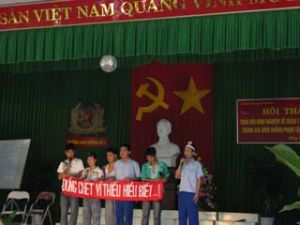 妇女与“管教家庭儿女不犯罪及社会弊端”工作