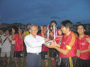 2008年边和市足球比赛：友化俱乐部获得第一名