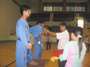 在2008年同奈省Vovinam 年轻赛和冠军赛：边和市获得全团第一名。