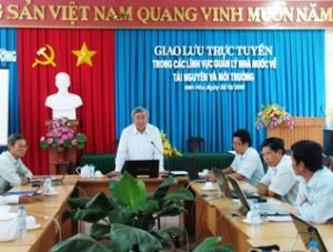 Online exchange between local residents and enterprises held