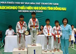 2009年同奈省青少年跆拳道公开赛结束