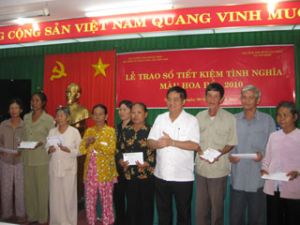 Granting 50 savings books to policy beneficiary families