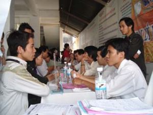 Twenty Nine Firms Join the 20th Job Transaction Floor