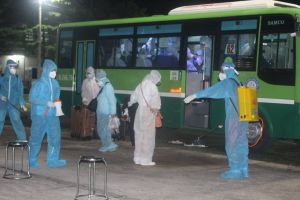 韓国から入国した329人の市民は、一回目のSARS-CoV-2に対しての否定的でした