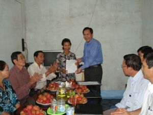 Three Houses of Compassion Handed over in Long Thanh