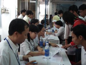 Three Channels of Job Offerings for Job Hunters