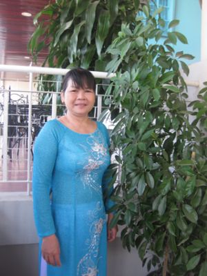 A Chairperson of Women’s Association Dedicates Herself to Work