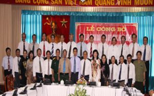 成立第十三届国会代表暨2011-2016任期省人民议会代表的选举委员会：省人民议会副主席黄志胜担任选举委员会主席