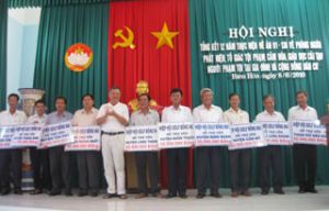 The poor supported with almost VND1.4 billion