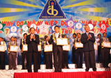 A ceremony to honor outstanding enterprises and entrepreneurs held.
