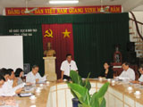 省委书记与教育培训行业进行工作会谈。