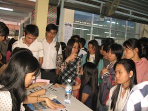 The 35th Employment Exchange Attracts a Huge Number of Job Seekers
