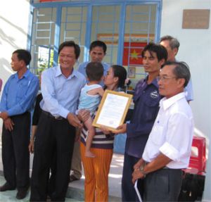 House of compassion given to an AO victim in Dinh Quan District