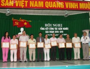 Bien Hoa city’s poor household rate fell to 0.3%