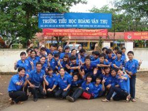 Youth Union’s tasks and youth movements in schools in the 2009-2010 academic year: enhancing the quality of union members