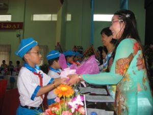 隆城县2011-2016任期妇女联合会代表大会：集中建设及发展会组织日益稳健