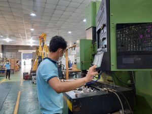 Dong Naiは引き続き民間企業を支援